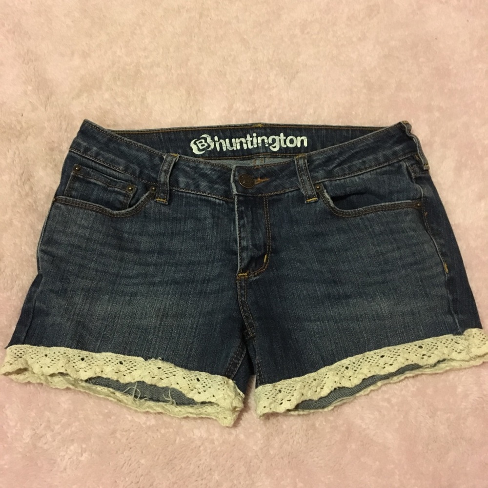 Bullhead Huntington Flare Lace Jean Shorts